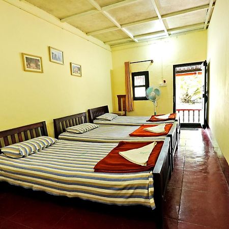 Leisure Homestay - Pool, Boating, Zipline, Home Food, Estate Chikmagalur Luaran gambar