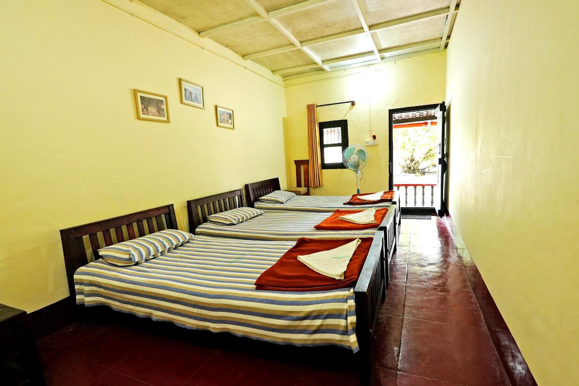 Leisure Homestay - Pool, Boating, Zipline, Home Food, Estate Chikmagalur Luaran gambar