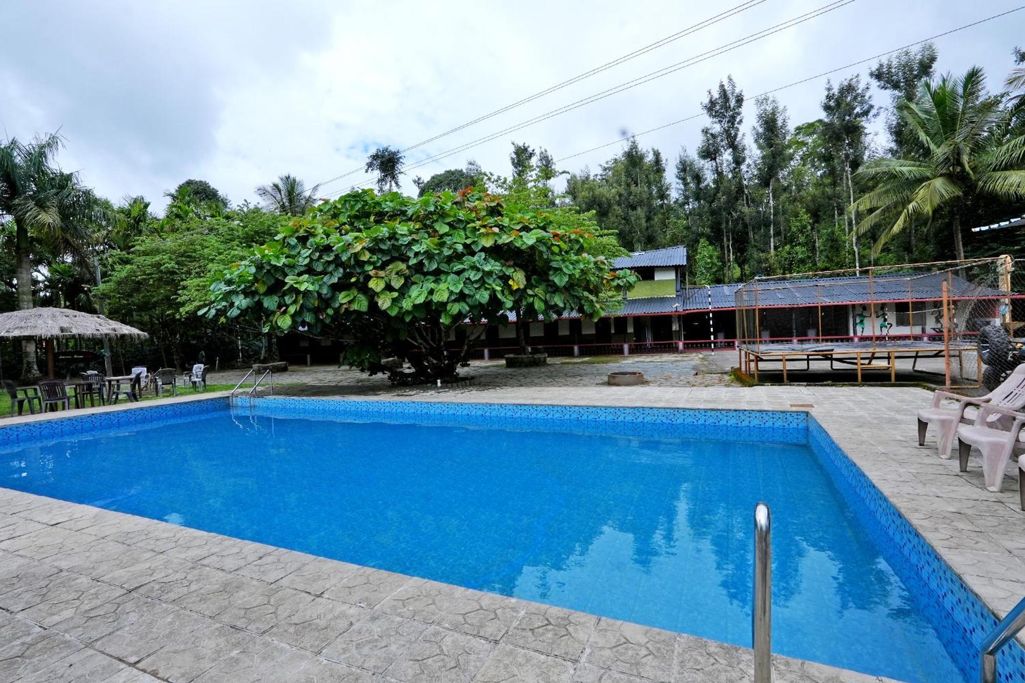 Leisure Homestay - Pool, Boating, Zipline, Home Food, Estate Chikmagalur Luaran gambar