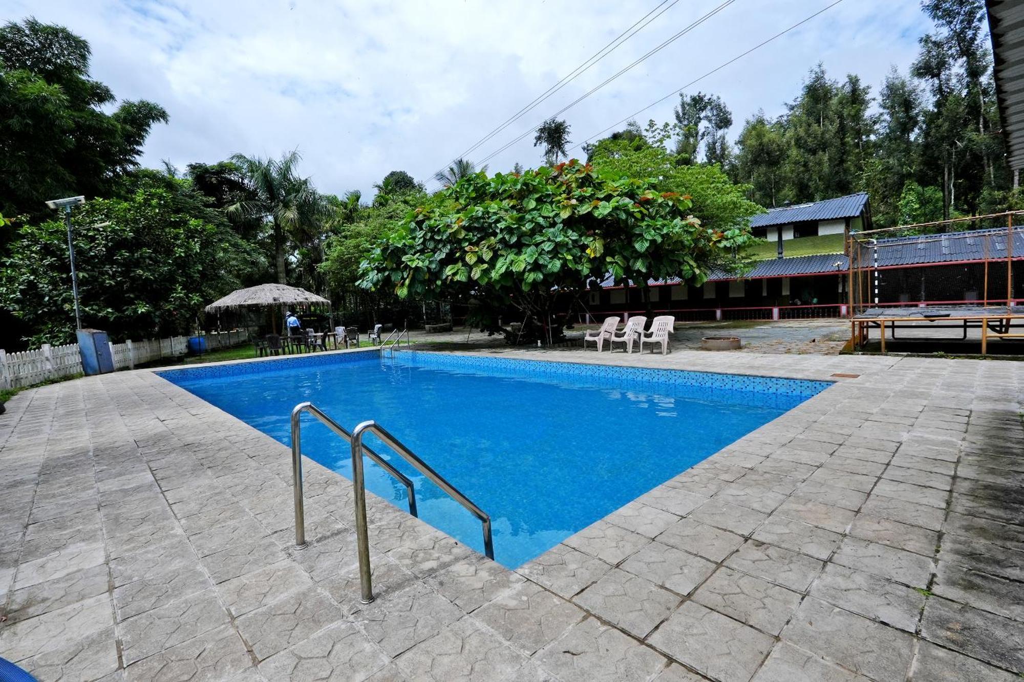 Leisure Homestay - Pool, Boating, Zipline, Home Food, Estate Chikmagalur Luaran gambar